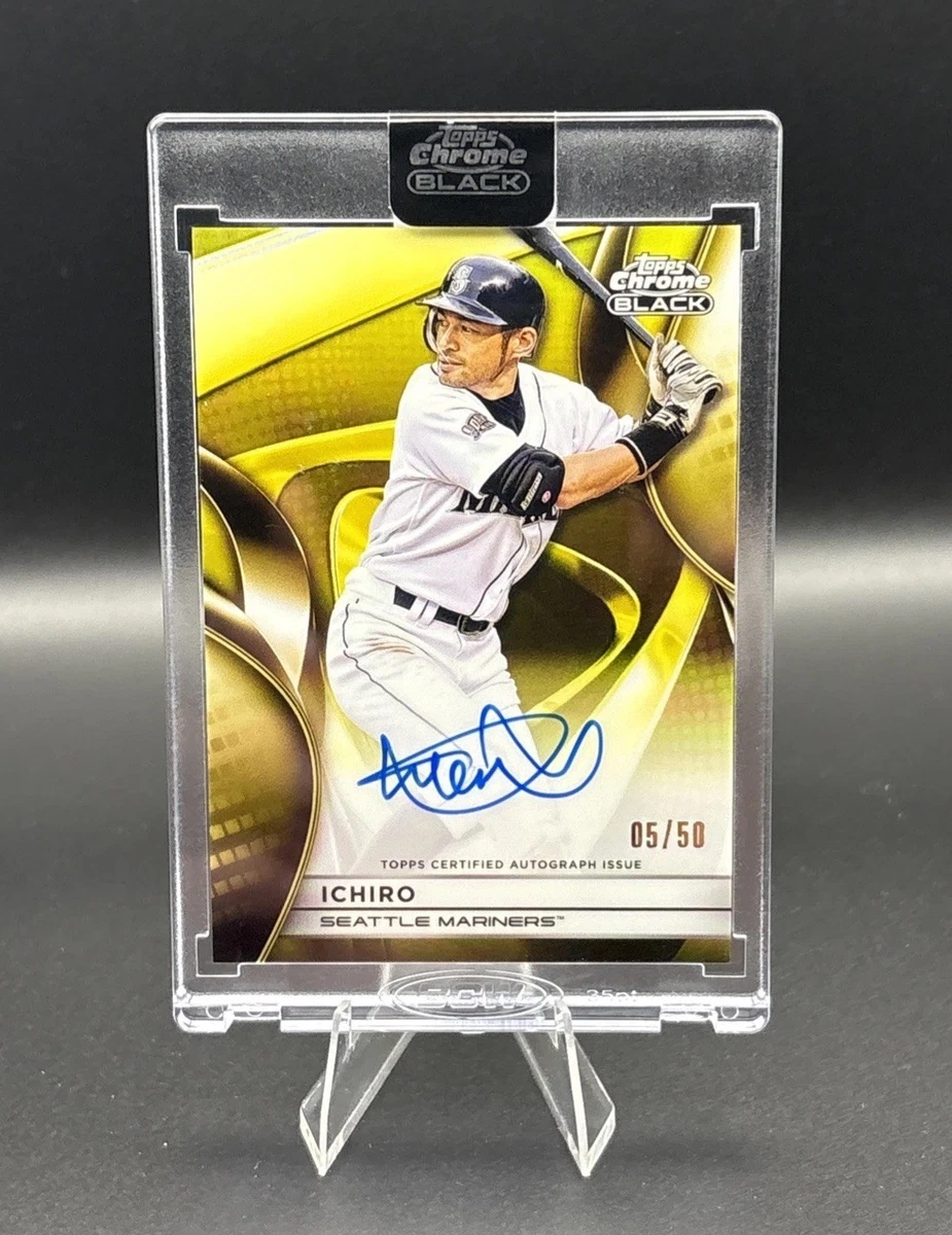 Topps Ichiro Suzuki Autographed Baseball Sports Trading Cards