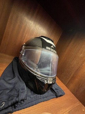 Spartan Rs Carbon FullFace Helmet- Shark. Size M