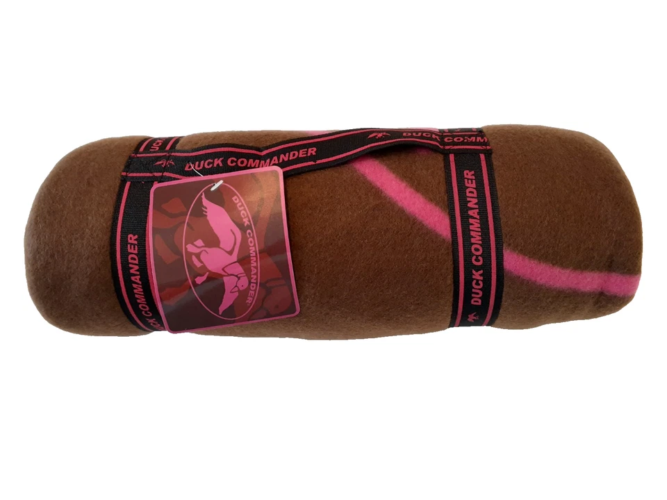 FIERCE PRODUCTS Duck Commander Fleece Blanket 50" x 60" Pink & Brown Fuzzy Throw W Holder hunter