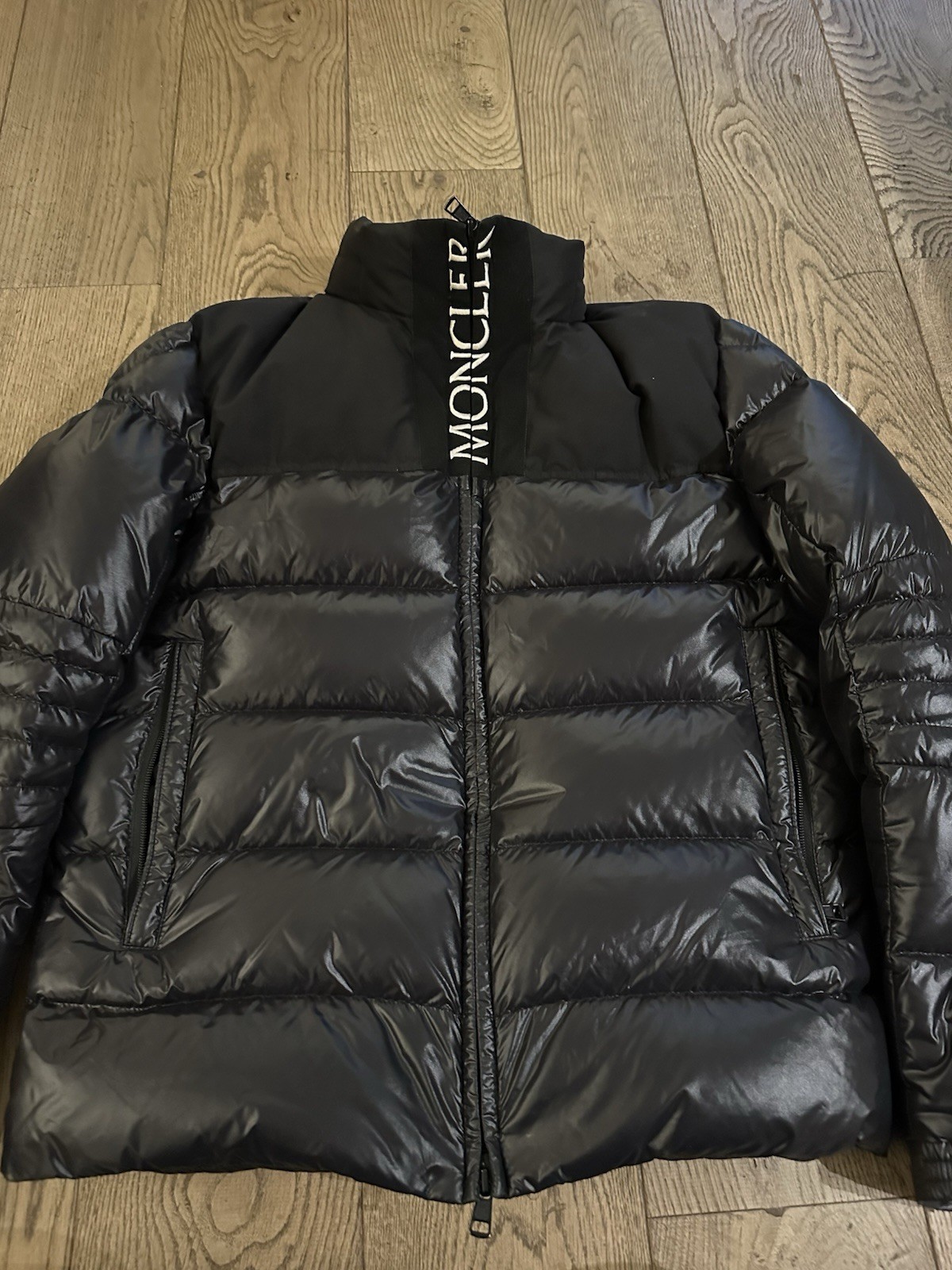 Moncler Men's Puffer Jacket Size 4