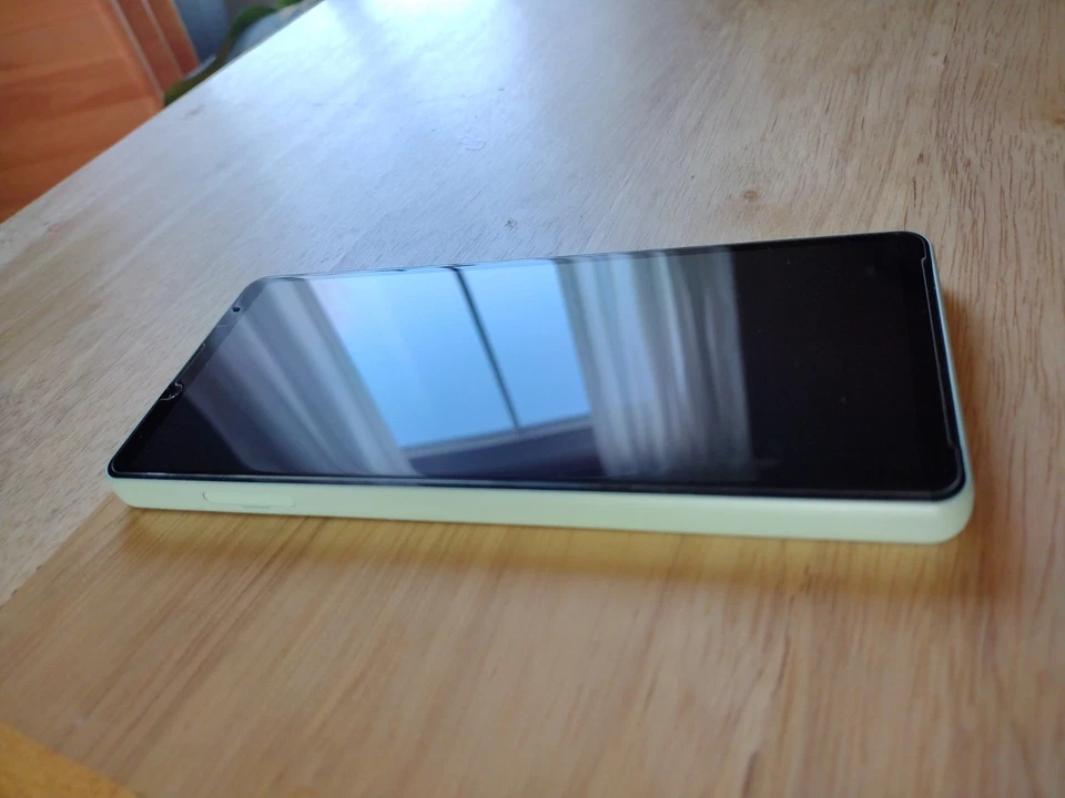 Sony Xperia 10 V - 128 GB - Verde Salvia (Desbloqueado) Foto 2 de 4