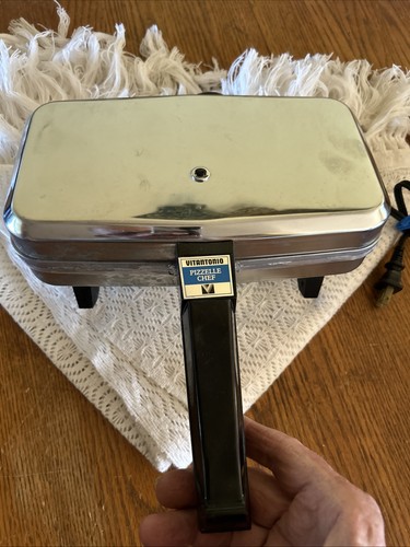 Vintage VITANTONIO PIZZELLE CHEF 300 Italian Pizzelle Waffle Cookie Maker