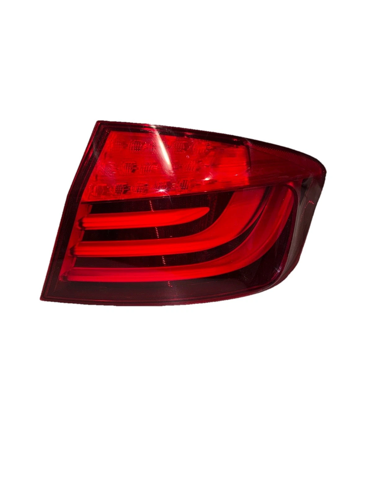 11-13 BMW 528i 535i 550i M5 F10 RIGHT PASSENGER OUTER TAIL LIGHT LAMP TAILLIGHT