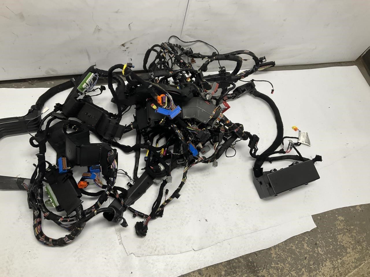 22 2022 Maserati Levante GT Rear Body Wiring Harness Q