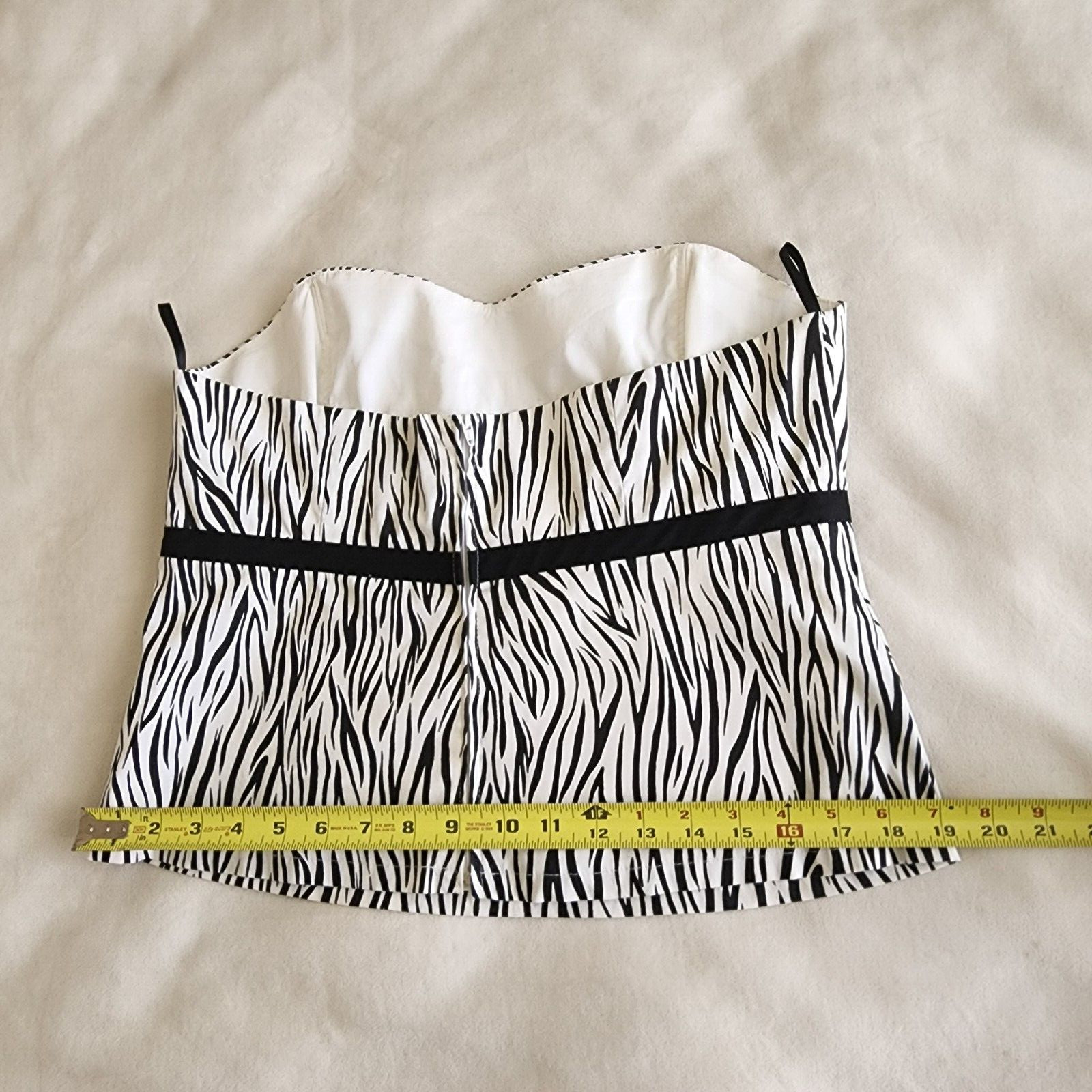WHBM Size Large Strapless Zebra Print Top White H… - image 12