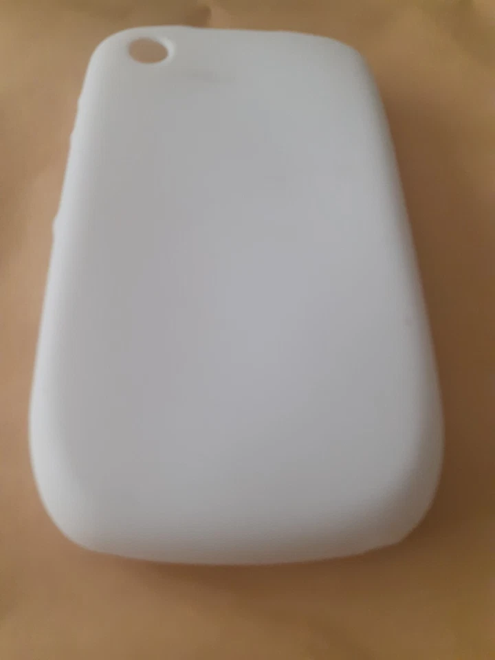 Funda Silicona Móvil Blackberry 8300 -8310 - 8320-8330 (Curve) Series, Blanca Foto 3 de 4