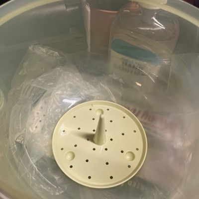 TUPPERWARE LARGE LETTACE SUPER CRISP IT KEEPER Green Seal & Spike LAST LONGER 