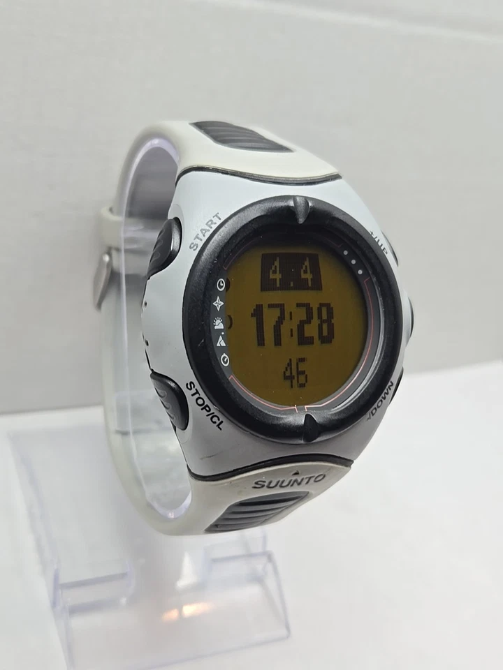 Reloj cronógrafo alarma baro brújula esquí snowboard Suunto S6 vintage para hombre batería nueva Foto 3 de 4