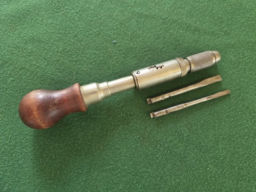 VINTAGE STANLEY YANKEE #35 RATCHETING SCREWDRIVER W/2 BIT USA