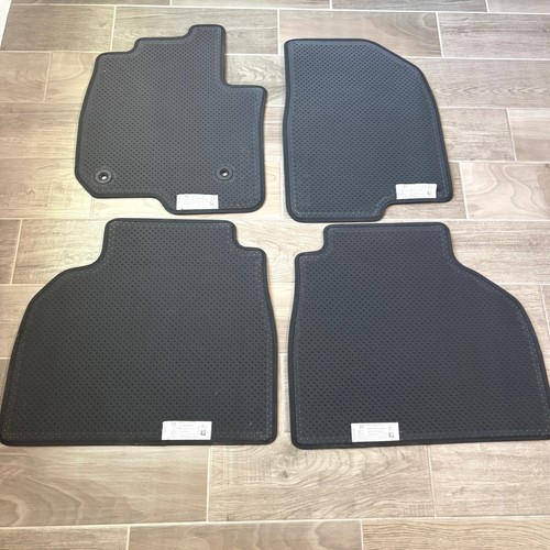 2019-2025 GMC Sierra Floor Mat 4pc Set Front Rear Black Carpet OEM 85078895