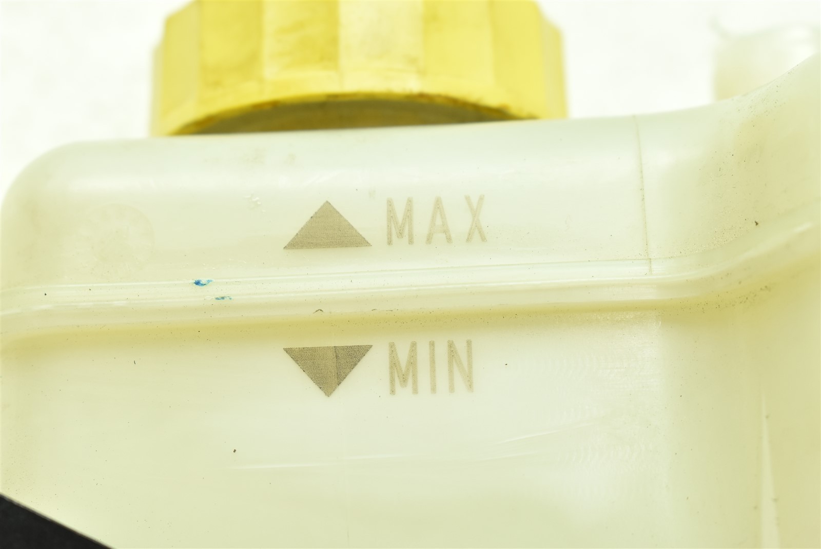 McLaren 570s Brake Fluid Reservoir Tank 