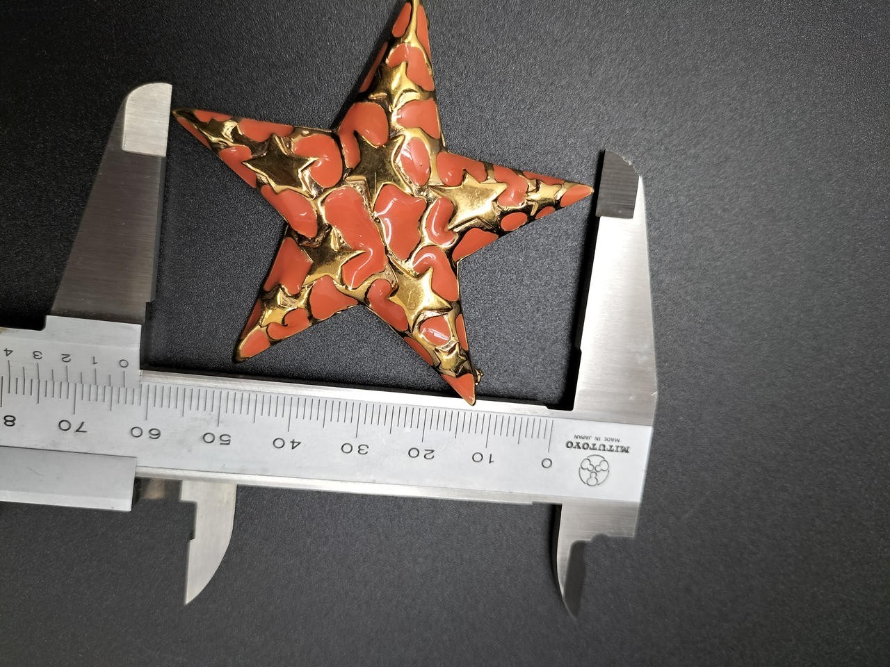 VALENTINO Star/Vintage  Brooch Orange Gold Used thumbnail 5