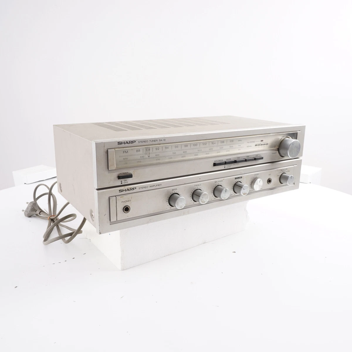 Sharp Tuner Amplificador SA-10 AM/FM Receptor Estéreo 1980 Sin Probar