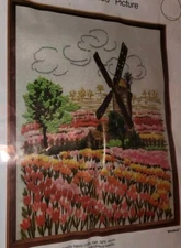 Wonderart Windmill Crewel Stitchery Embroidery Kit  16 x 20"  Wool Yarn