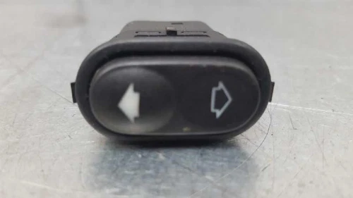 6706937 Mando Elevalunas Trasero Derecho para FORD SCORPIO BERL./TURNIER 2012325 - Imagen 1 de 10