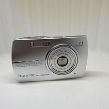 Olympus Stylus 700 Compact Digital Camera 7.1MP 3x Zoom 2.5" USB Silver