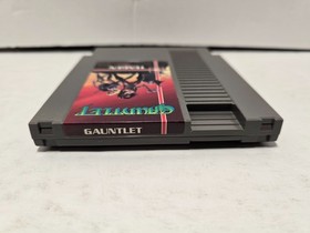 Gauntlet w/ Poster Nintendo NES Complete in Box CIB