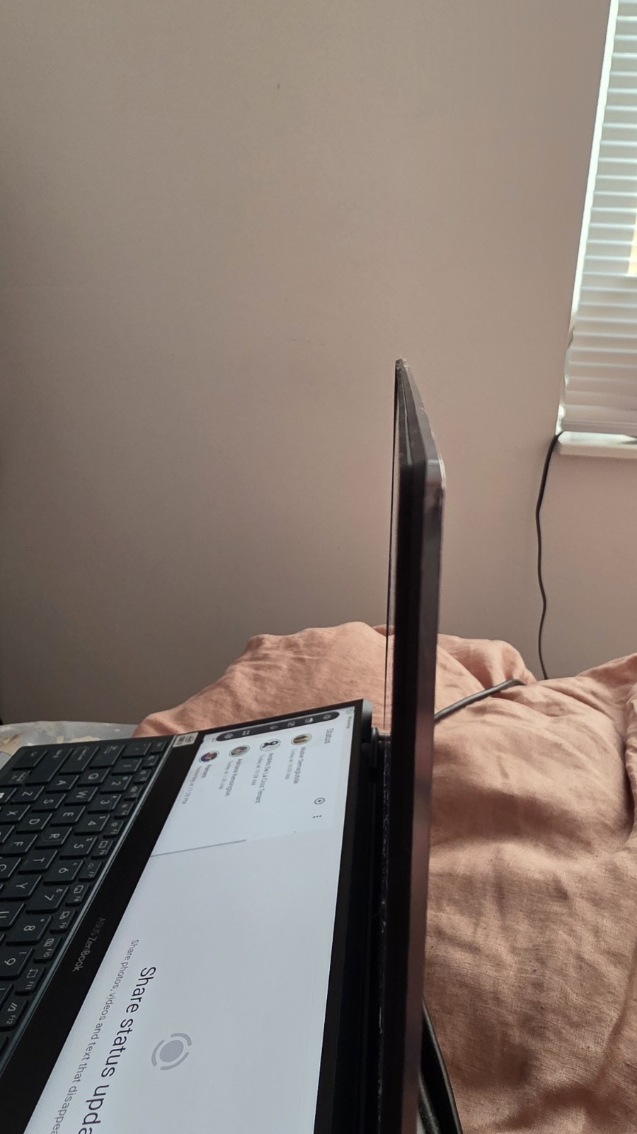 ASUS ZenBook Pro Duo, 15.6-Inch Laptop, with Intel Core i7-10750H, 1 TB SSD (Solid State Drive), Windows 11 Home