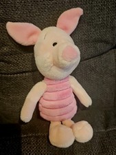 ​Original Disney Store Ferkel Plüschtier – Winnie Puuh – Kuscheltier 24 cm