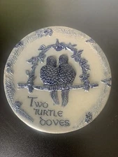 Vintage Rowe Pottery Glazed Christmas Holiday Plate Two Turtle Doves Hanging EUC