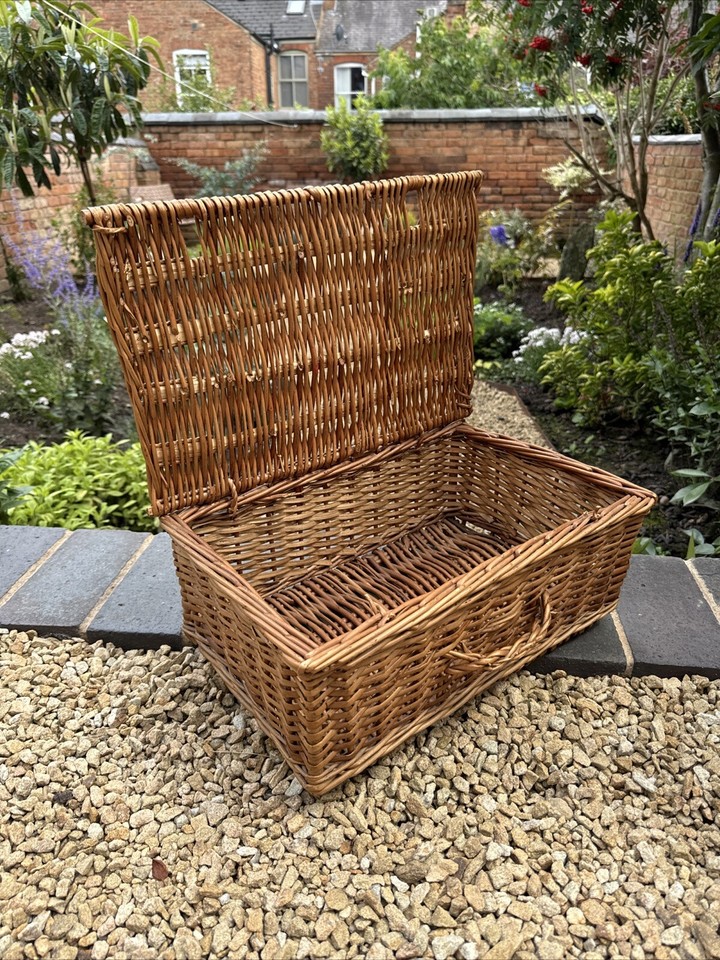 Vintage 43cm Wicker Picnic Hamper Basket Toy Box Storage Blankets