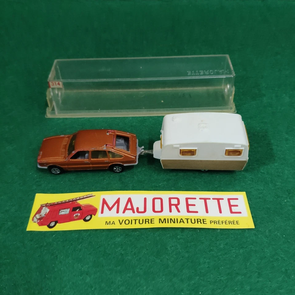 MAJORETTE VINTAGE MADE IN FRANCE SIMCA 1308 + ROULOTTE STERCKEMAN LOVELY 315 BOX - Immagine 2 di 4
