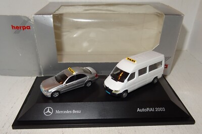 Herpa MB E-Klasse W211 + Sprinter Taxi AutoRAI 2003 Holland PC 1:87 SB2174+75