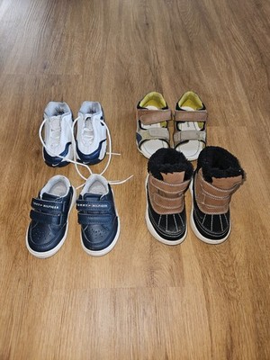 4 Paar Kinderschuhe Set Gr. 20-23 Sneakers Sandalen - Tommy Hilfiger, Nike, H&M