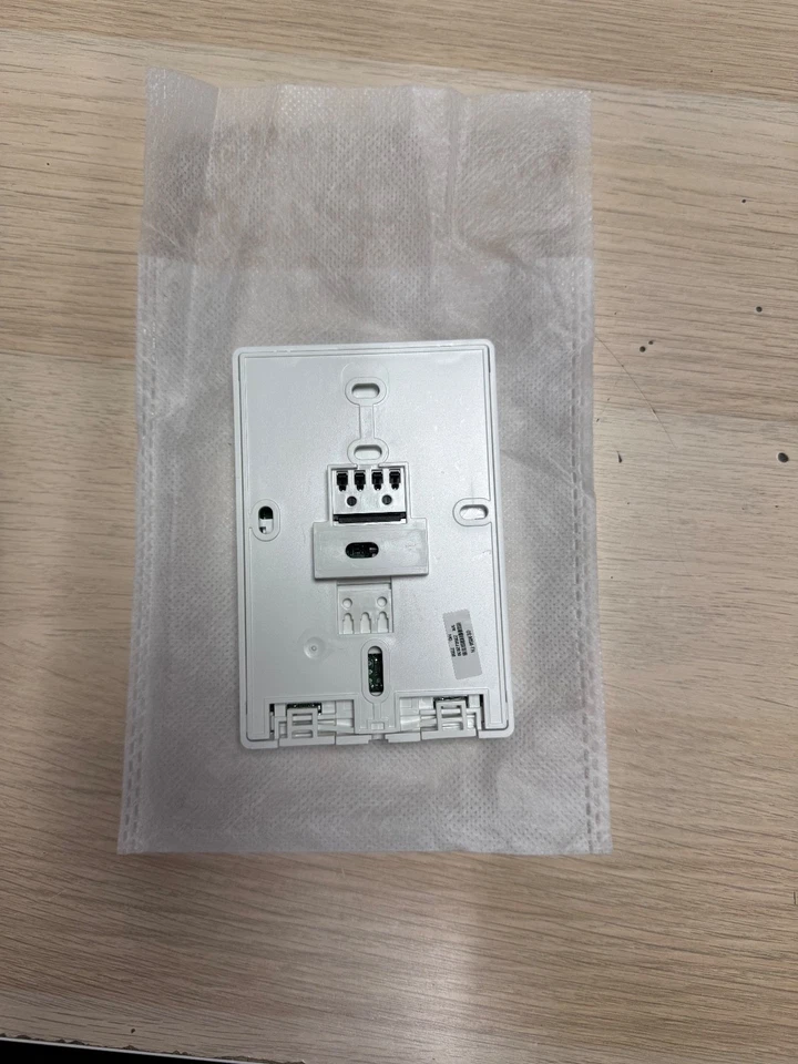 Alerton MS4-TH Microset 4 Temperature Humidity Sensor 24VAC CUSTOMS INCLUDED - Image 4 of 4