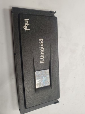 Vintage Intel Pentium II 266MHz SL2HE Slot 1 CPU Processor 80522PX266512EC