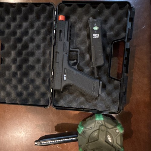 Novritsch SSP-18 with drum magazine case regular magazine and speedloader