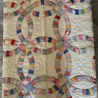 Vintage Wedding Ring Handmade Quilt Needs Repairs Light Stains 75 “X 61”
