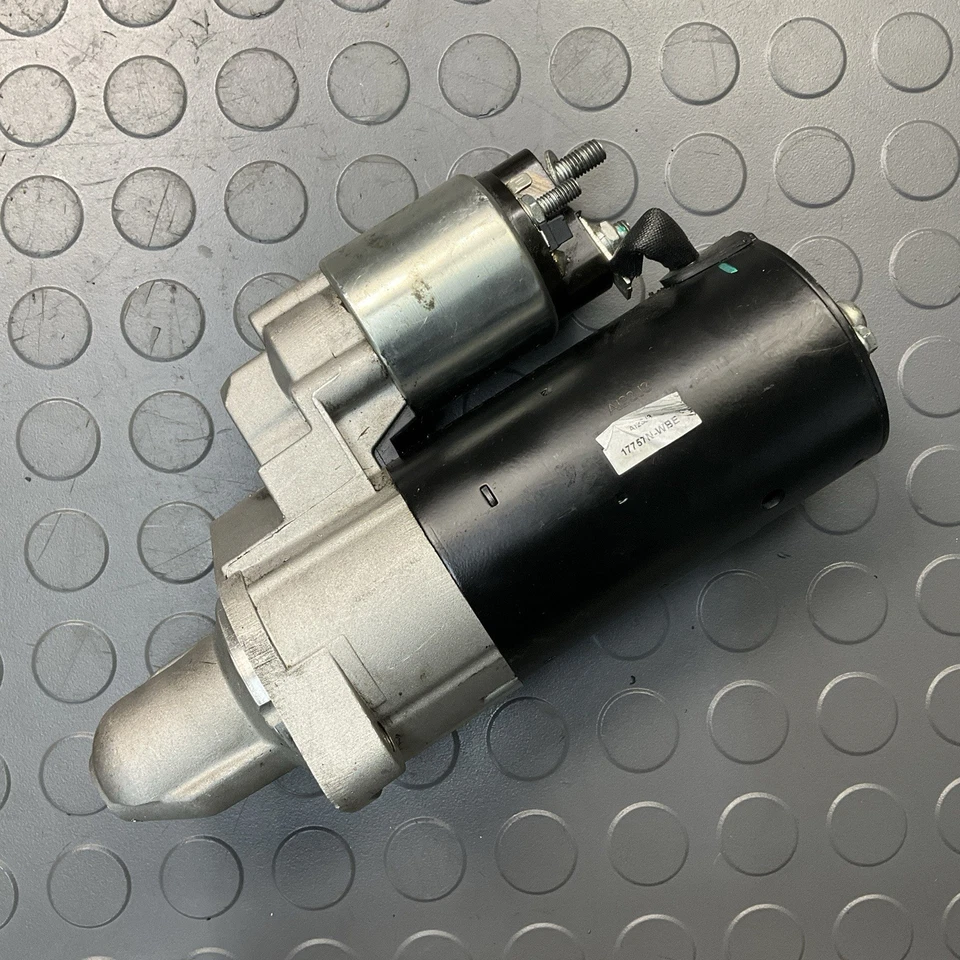 Оригинальный стартер двигателя в сборе для Mercedes SL500 2003-2008 годов выпуска - Изображение 2 из 4