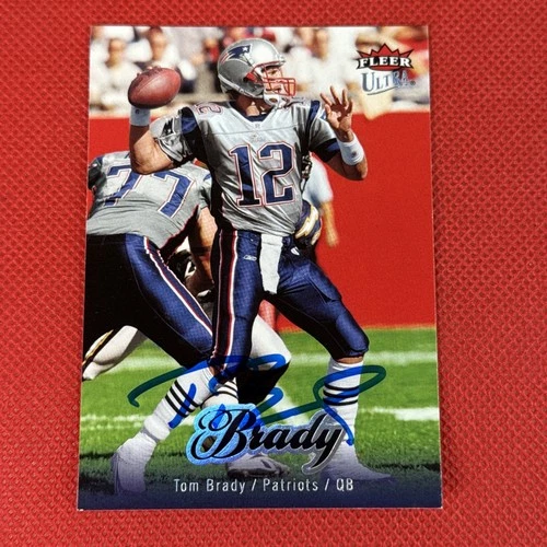 Tom Brady #12 Autographed Fleer Trading Card NE Patriots Signed COA Hologram