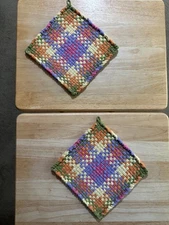 Handmade 2 LARGE 8 1/2 in Cotton Woven Potholders 5 Pastel Colors Easter Anytime