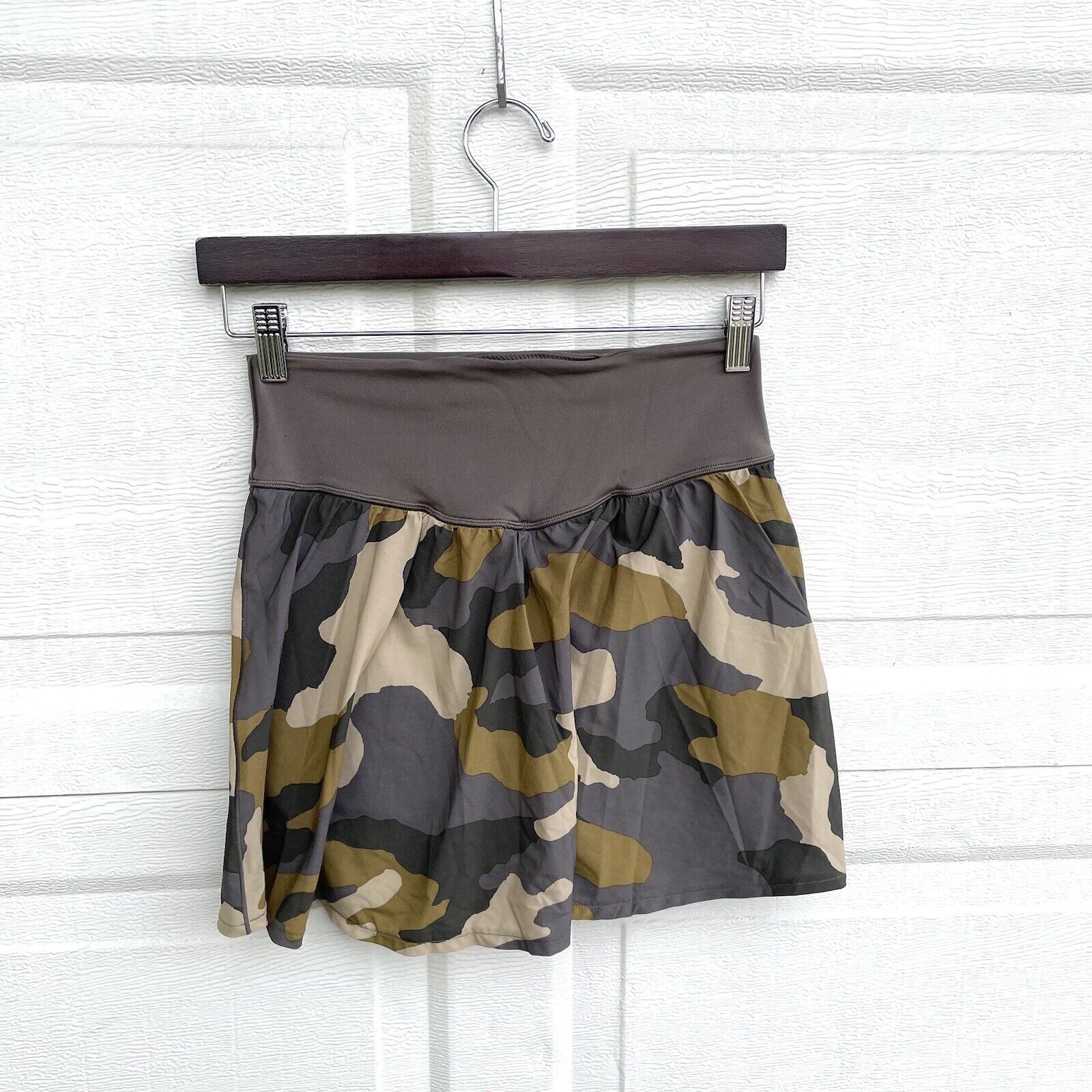 Aerie Offline Womens Skort Skirt Green Camouflage… - image 3