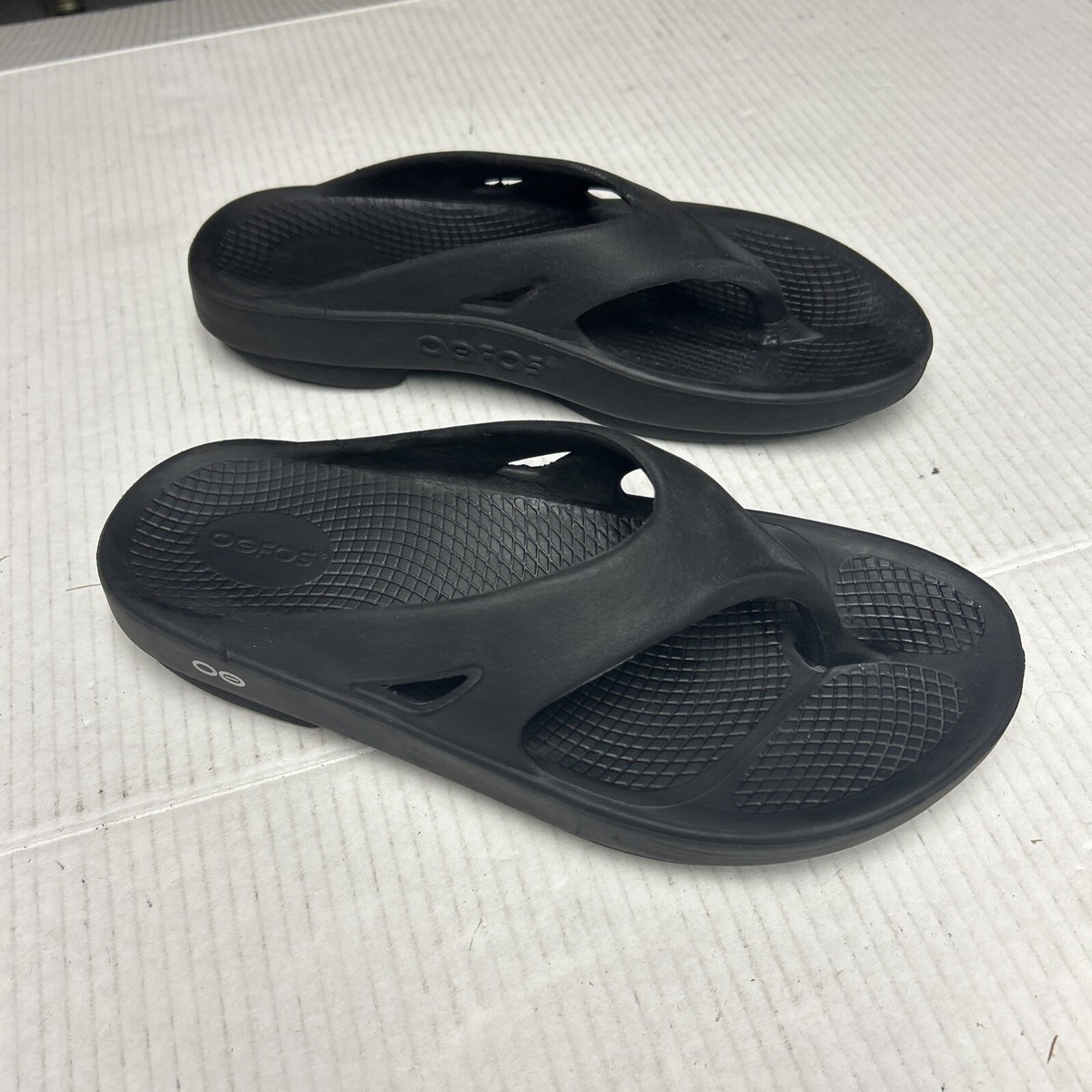 OOFOS Original Unisex Mens 9 Womens 11 Black Rubber Flip  display picture 1