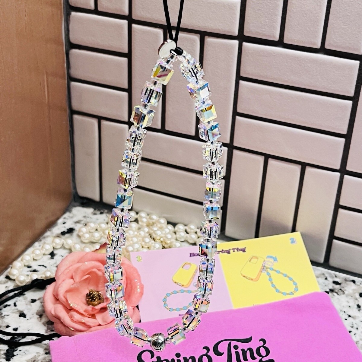 String Ting City Drip Ting Crystal Wristlet Phone Strap String Ting City Drip Ting Crystal Wristlet Phone Strap