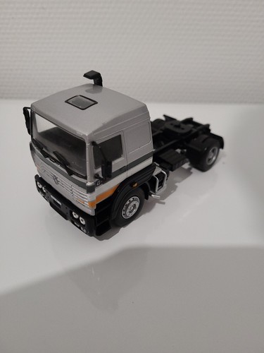 MINIATURE IXO : TRACTEUR SEUL CITROËN HEUILEZ NEUF 1/43