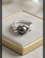 Honora Sterling Silver Black Pearl Bypass Rin...