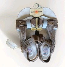 NWT Earth Spirit Womens Savoy Sandal Brown Size 8.5 Summer Beach