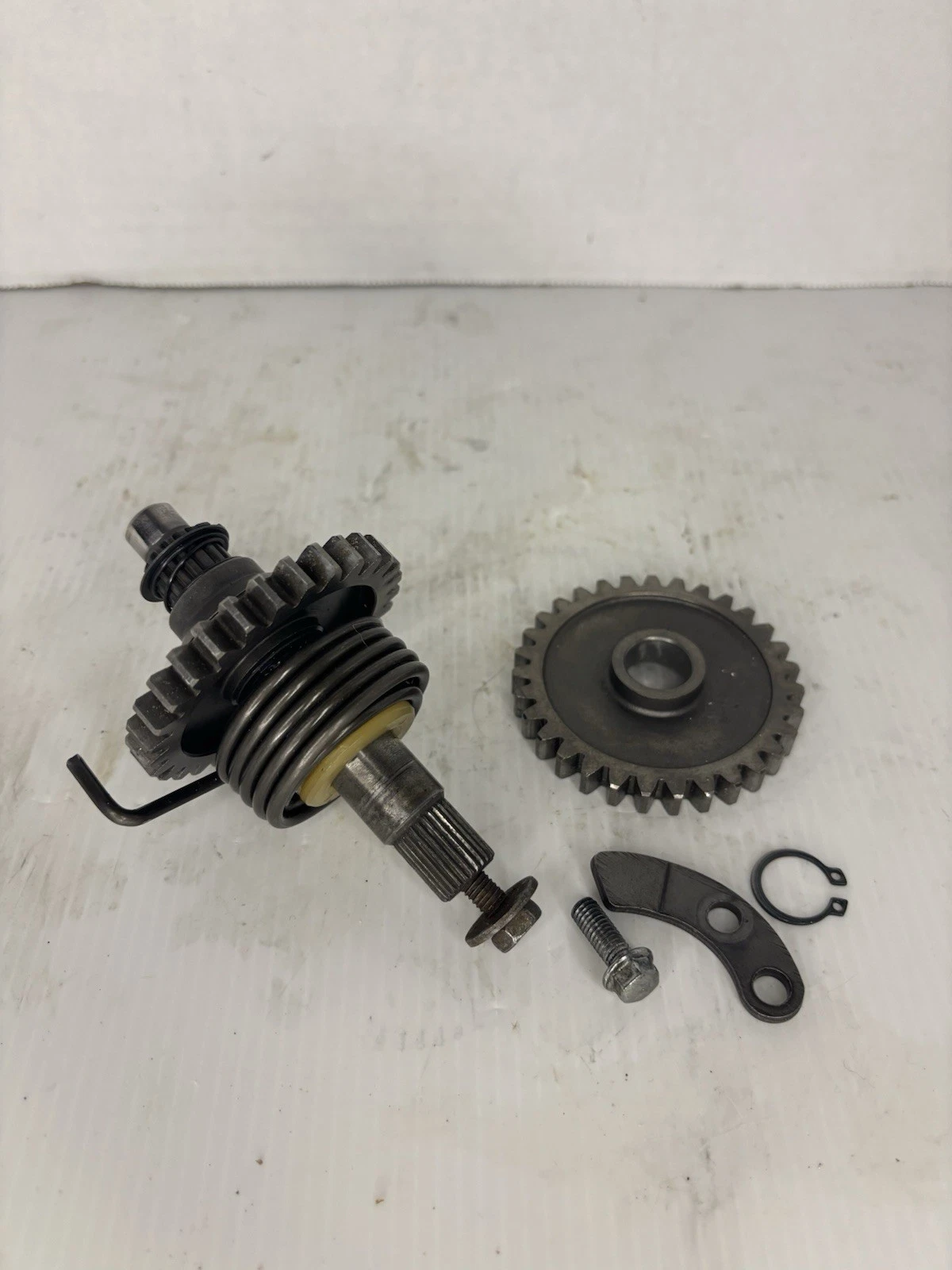 1989 88-93 KAWASAKI KX125 OEM KICKSTART KICK START SHAFT W IDLER GEAR 13066-1101
