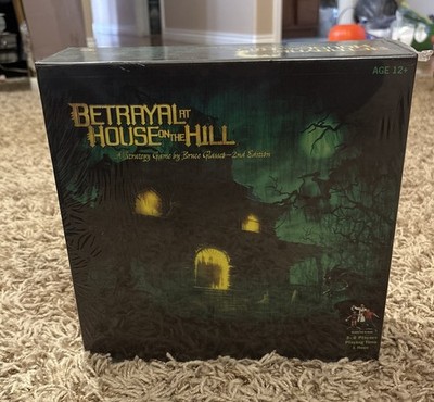Avalon Hill Betrayal at House on The Hill Board Game - AV26633