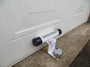 70 mm Disc Padlock & Fixings DOOR DEFENDERS Security Lock Garage Roller Door