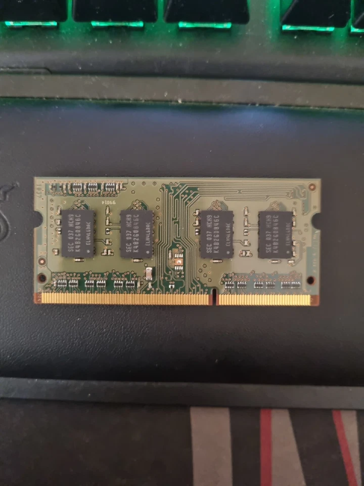 Samsung DDR3 M471B5773CHS-CH9&M471B577 2GB 1Rx8 SODIMM PC3-10600S  Laptop Memory - Image 2 of 2