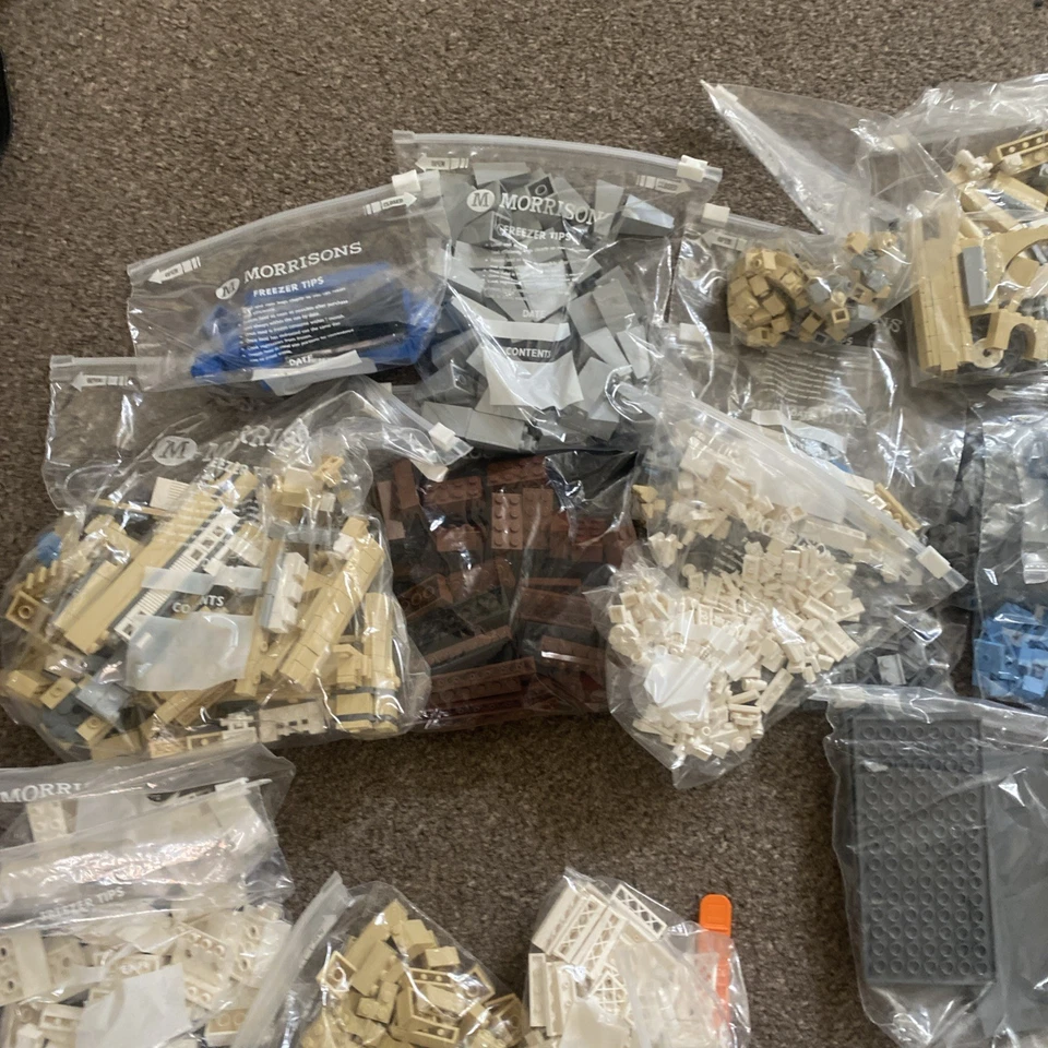 LEGO Creator 10214 Tower Bridge, photo 3 of 5