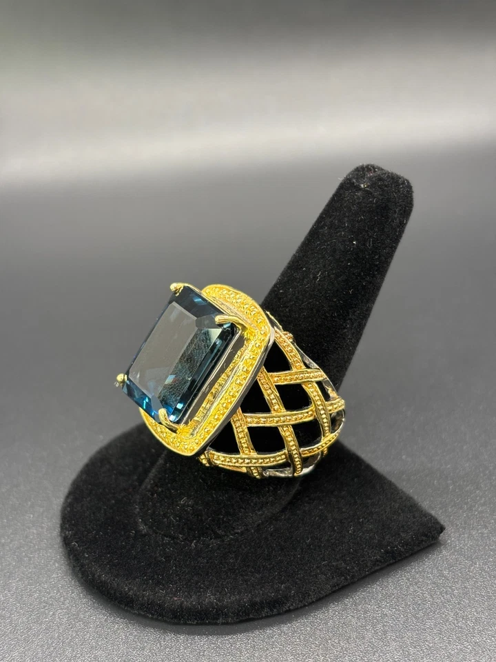 Anillo para hombre enchapado en oro de 24 quilates con topacio azul Londres de 24,82 quilates | Plata 925 | Certificado Foto 3 de 4