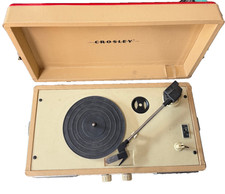 Genuine Crosley CR40 Retro / Vintage Style Red  Cream Color Mini Turntable