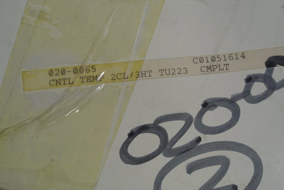 TU223 Liebert Temperature Control Panel  24 VAC USED - Image 4 of 4