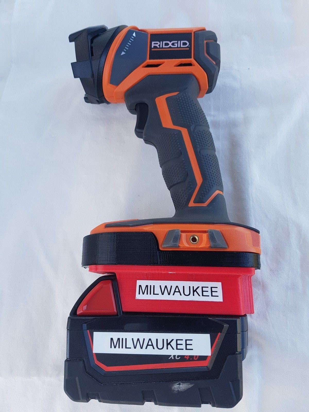 Milwaukee M18 Fuel battery Adapter to 